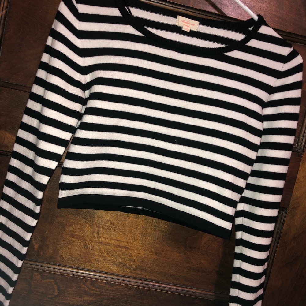 Cropped Black and White Striped Shirt